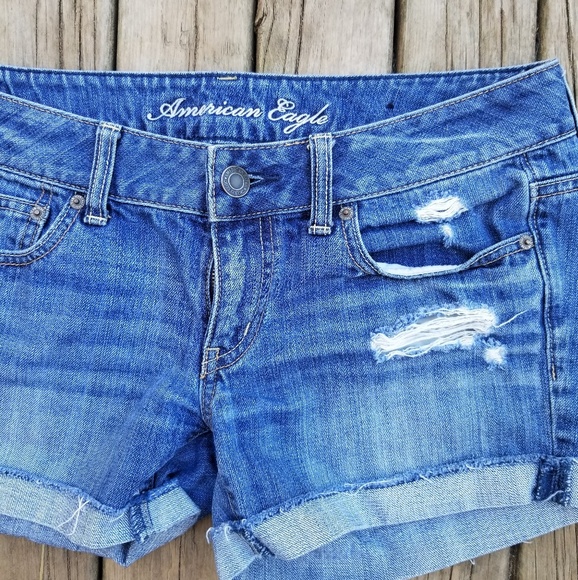 American Eagle Distressed Shorts - Picture 2 of 3